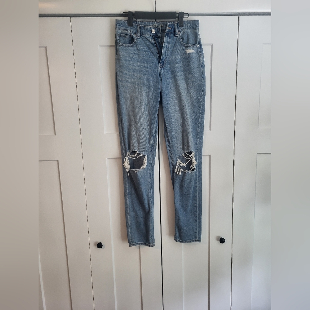 American Eagle Mom Jeans